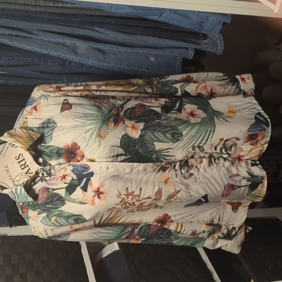 H&M Jungle print blouse - Picture 1 of 3